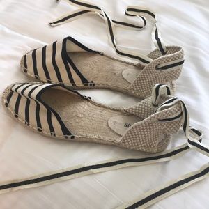 Ballet style striped flats